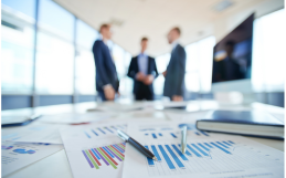 How Chicago Staffing Agencies Empower Job Seekers to Land High-Paying Roles